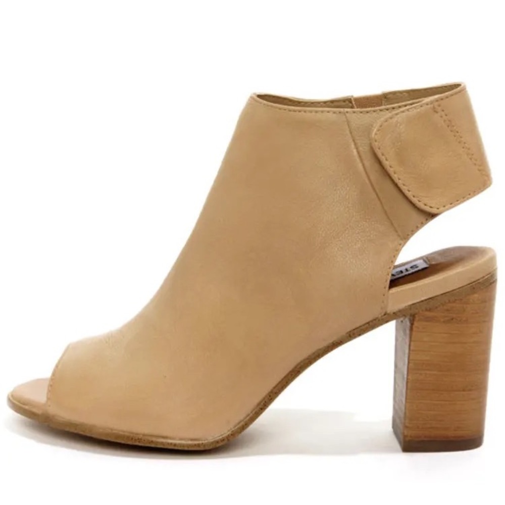 Steve Madden Nonstp Natural Leather Peep Toe Heels